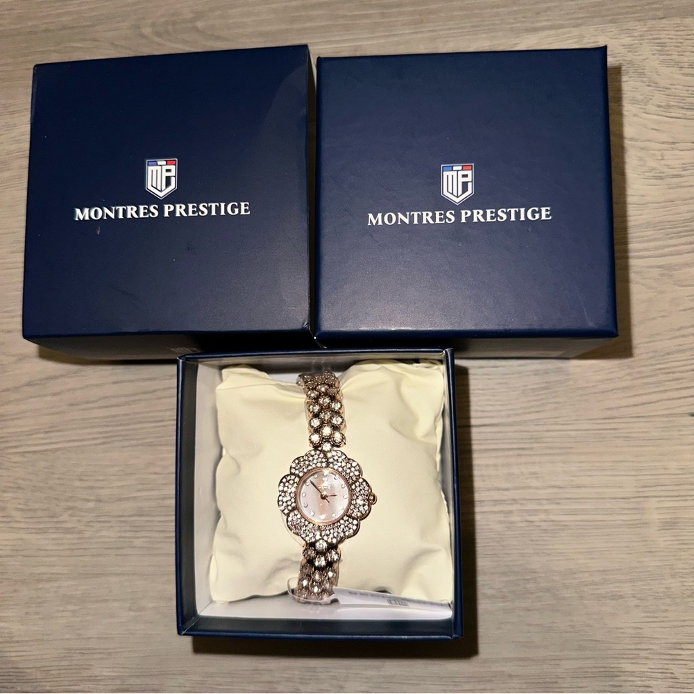 Montres Prestige X Invicta Women's Watch - 28mm, Rose Gold (MPW-0235) - Picture 2 of 10